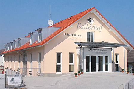 Hotelzimmer mit Doppelbett